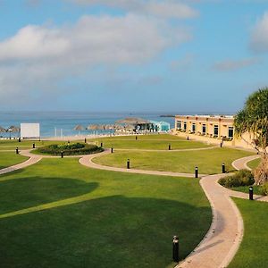 Royal Beach Hotel&Resort